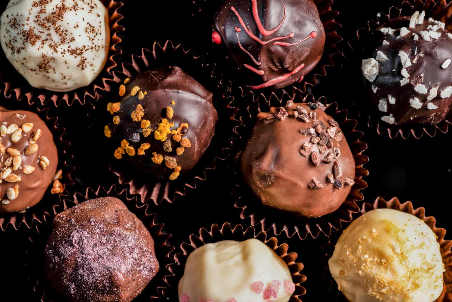 13 dicas para fazer confeitos de chocolate em casa, segundo os profissionais