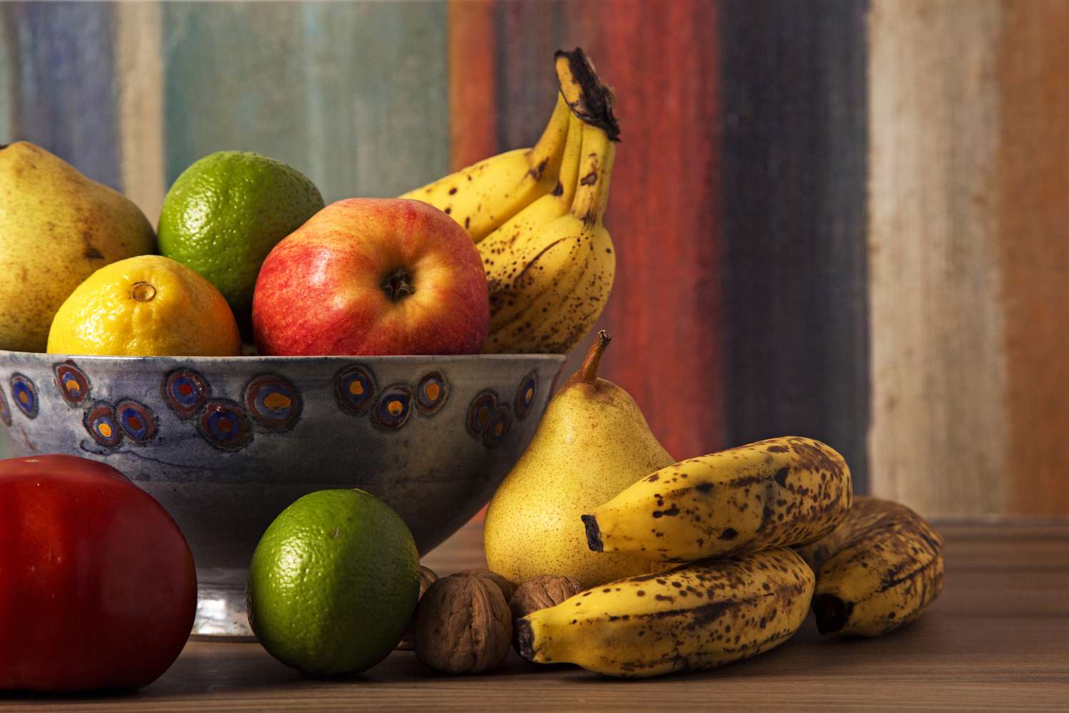 Como guardar frutas e vegetais maduros demais
